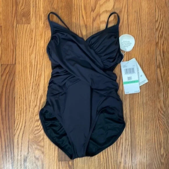 Coco Reef Contours Sterling Bra-Sized One-Piece Swimsuit Black size 10 34C/D NWT - Picture 3 of 9